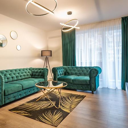 Carpatilor Apart Hotel ブラショフ エクステリア 写真